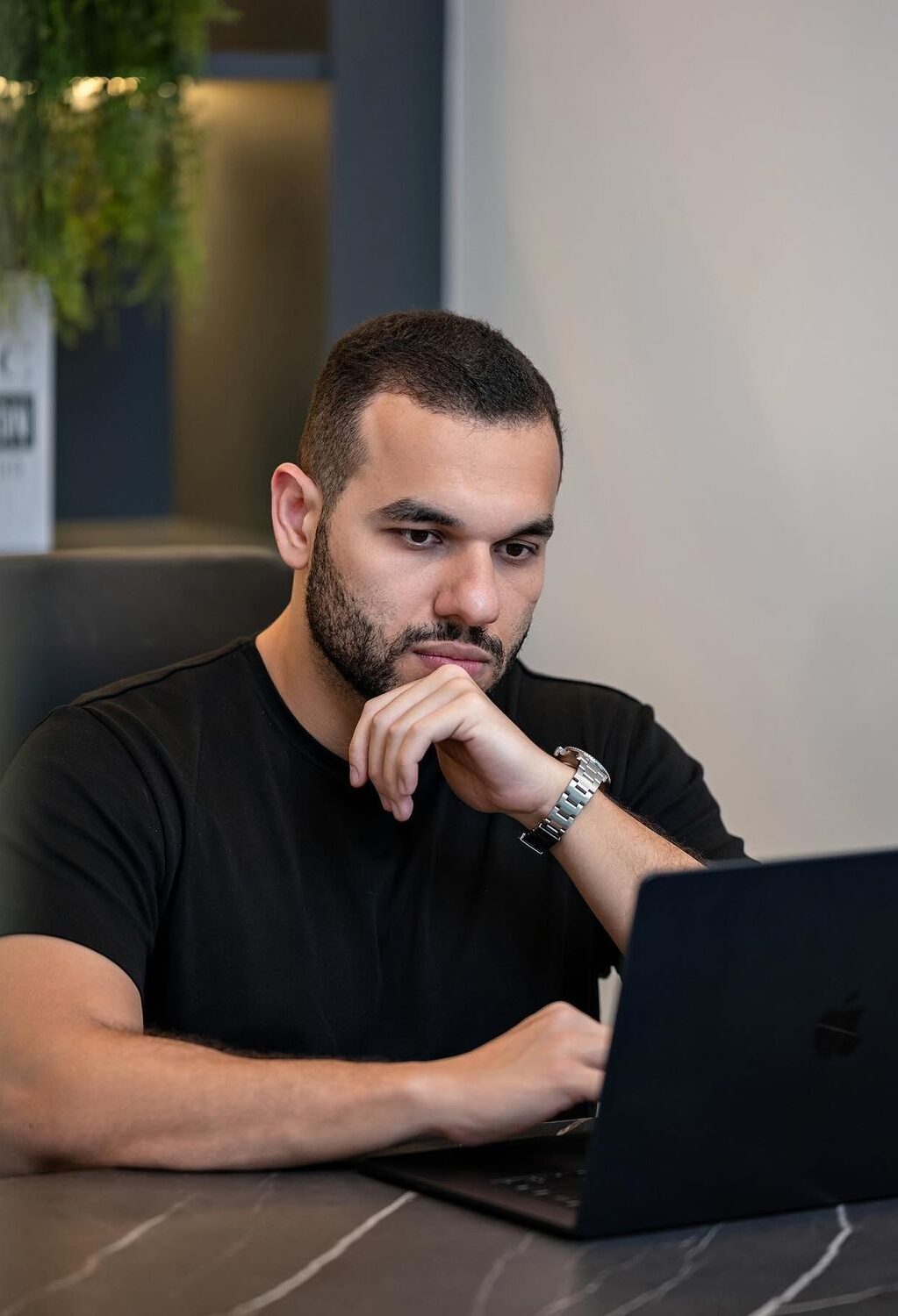 آرین منتظری